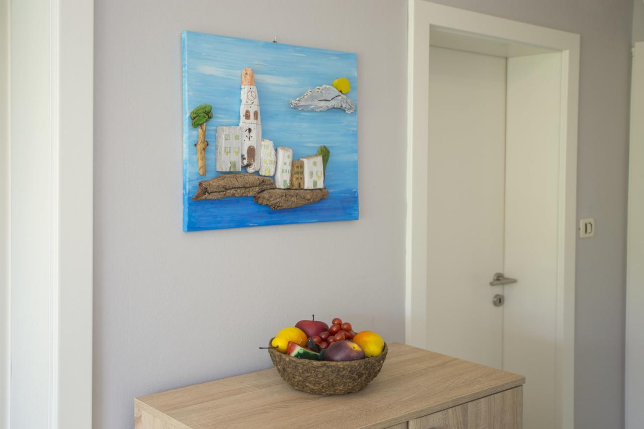 City Getaway - Apartment Ileora Split Exterior photo